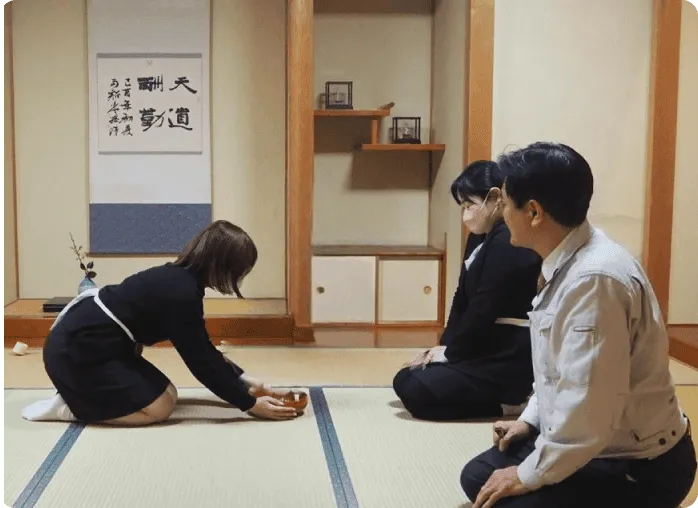 茶道部の活動風景